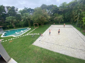 Maravilhosa casa em Riviera a 600mts da praia.